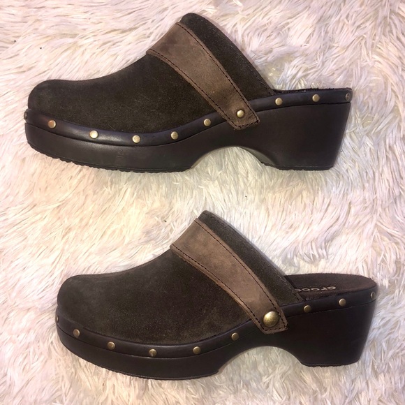 crocs cobbler stud
